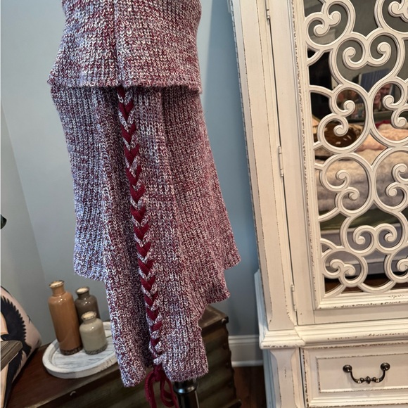 LU ♥ NYC Burgundy Lavender Lace-Up Sleeve Sweater Small | Off Shoulder Cozy Knit - Picture 8 of 12